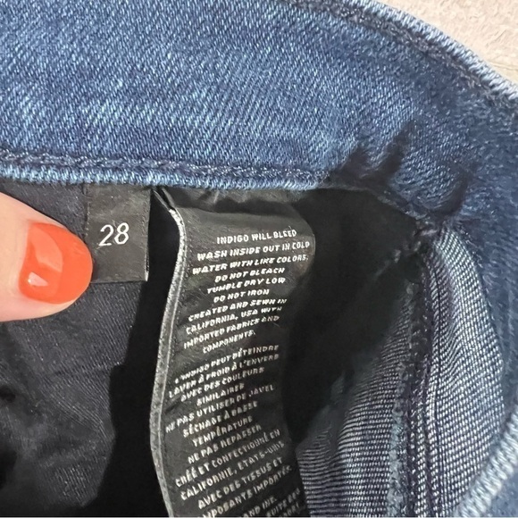 J Brand 835 Midrise Crop Skinny Shark Bite Hem Jeans in Galaxy Wash Size 28 - Picture 12 of 12